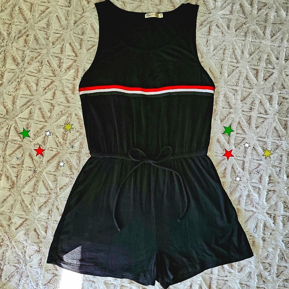 ❤Sleeveless Shorts Black & Striped Women's Romper Size M - Picture 2 of 4
